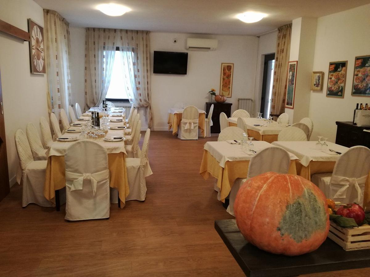 Hotel Mazzocchetti Citta Sant'Angelo Exterior foto